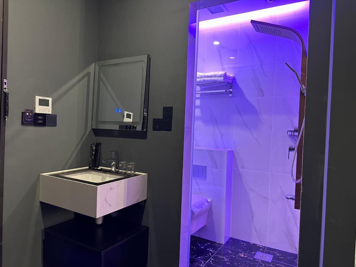 Hotel Jjh - Newly Opened Near Bugis Singapore Esterno foto