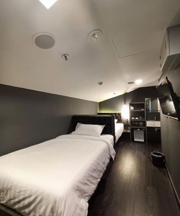 Hotel Jjh - Newly Opened Near Bugis Singapore Esterno foto