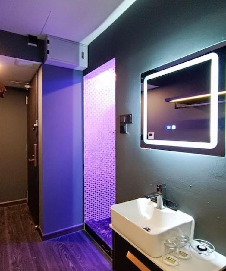 Hotel Jjh - Newly Opened Near Bugis Singapore Esterno foto
